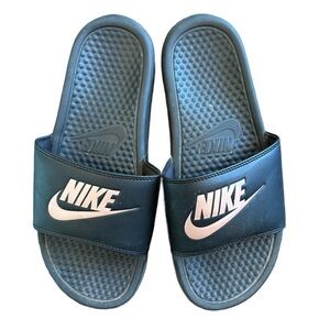 Nike Black and Pink Rose Gold Women’s Slide Sandals Size 9